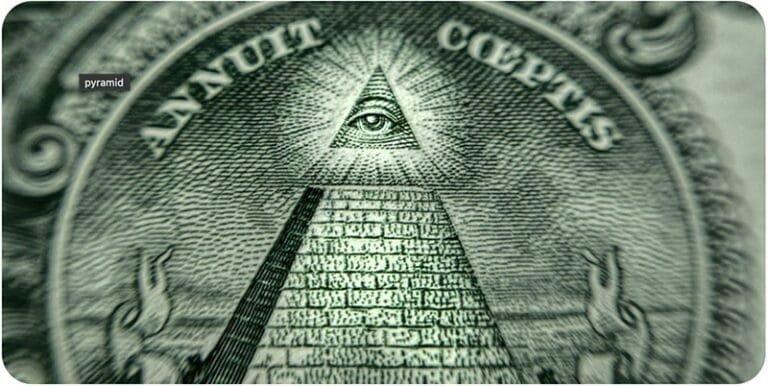 Pyramidin huippu: puhdas paha